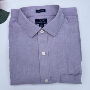 J. Crew Men's Purple button down Shirt size M